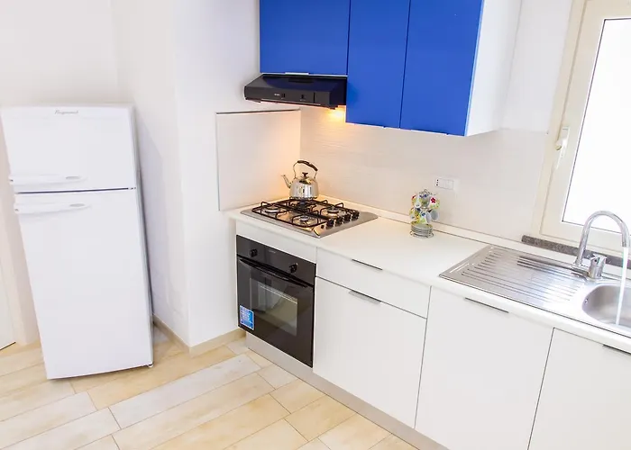 Vanni House 68 تْشيفالو