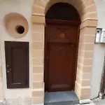 Vanni House 68 *